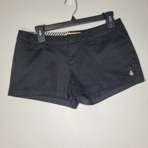 Vintage y2k Volcom black low rise short shorts skater girl size 5